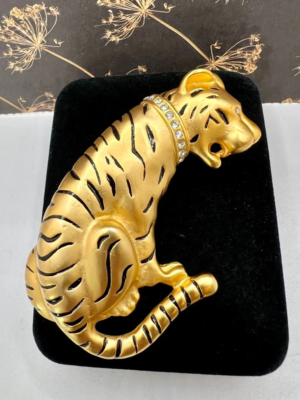 Matte Gold Tiger Brooch